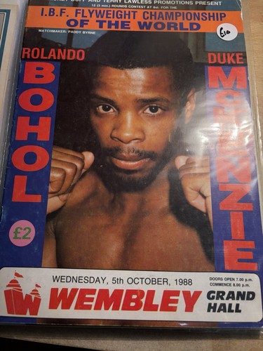Boxing program featuring - program,